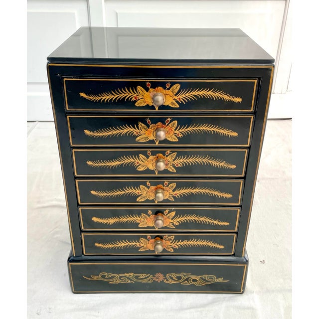 Japanese Asian Japanese Black Lacquer Hand-Painted Jewelry Side Table For Sale - Image 3 of 12