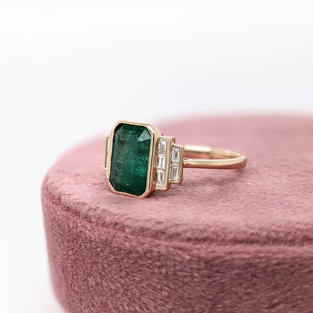 3Ct Emerald Ring With Earth Mined Diamonds: Solid 14k Gold, Emerald Cut 10x8mm, Size 6.75 For Sale In Columbus - Image 6 of 8