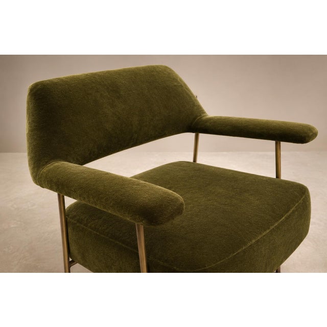 Brazilian Modern Pair of Armchairs in Aged Brass & Olive Green Mohair by Joaquim Tenreiro, 1950s For Sale - Image 13 of 17