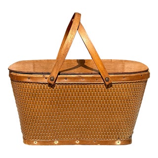 1950s Vintage Redmon Style Woven Wood Picnic Basket For Sale