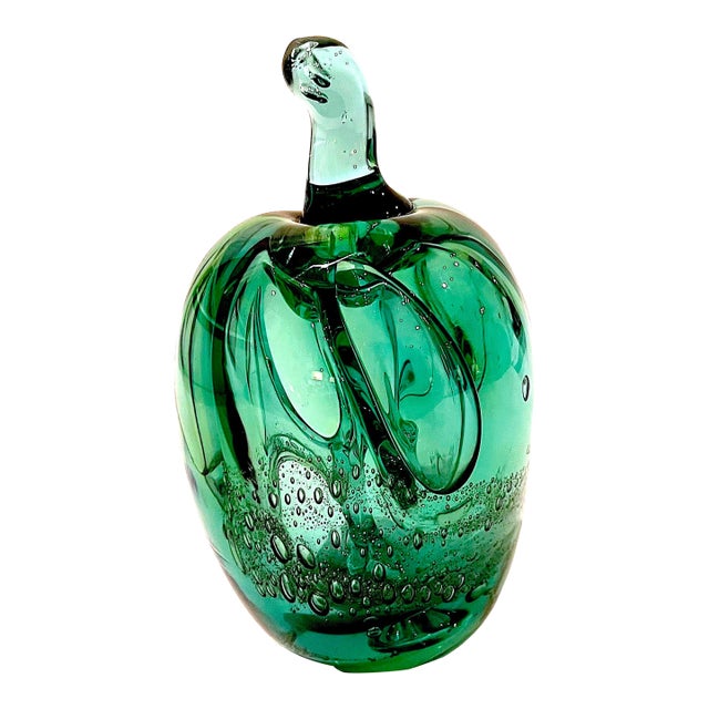Blown Art Glass Apple Paperweight Circa 1981 by Buzz Williams, Portland For Sale