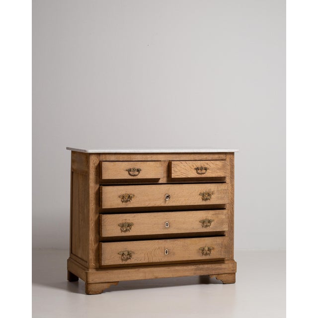 Neoclassical 19th Century Oak Chest Of Drawers With Marble Top For Sale - Image 3 of 17