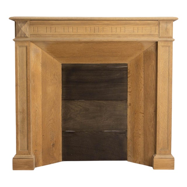 French Massive Fireplace Mantel in Molded Oak, 1890 For Sale