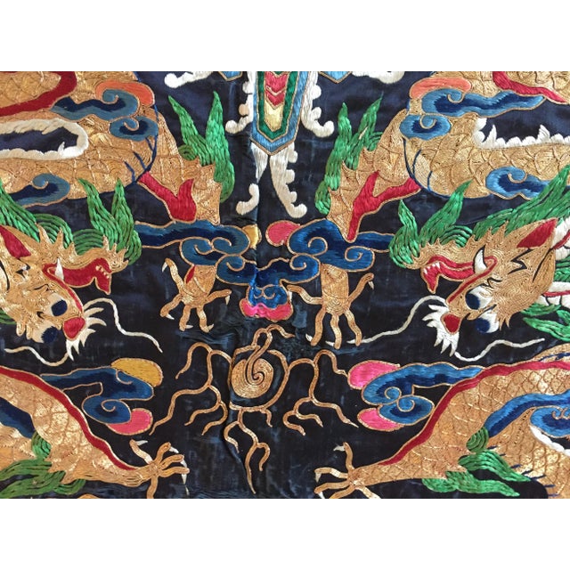 Early 19th Century Antique Chinese Qing Dynasty Large Altar Embroidery For Sale In Miami - Image 6 of 10