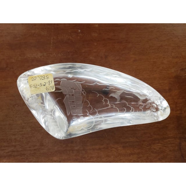 Vintage New England Crystal Co German Intaglio Etched Art Glass Sailing Ship Paperweight For Sale - Image 4 of 8