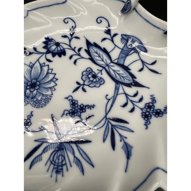 Ceramic Meissen Blue Onion Leaf Dish Vintage Collectible For Sale - Image 7 of 12