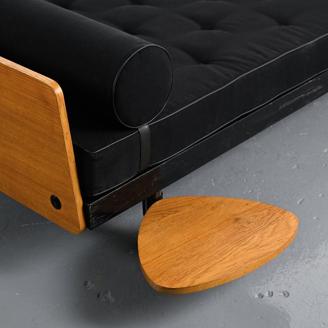 SCAL Daybed by Jean Prouvé for Steph Simon, circa 1960 For Sale - Image 11 of 12