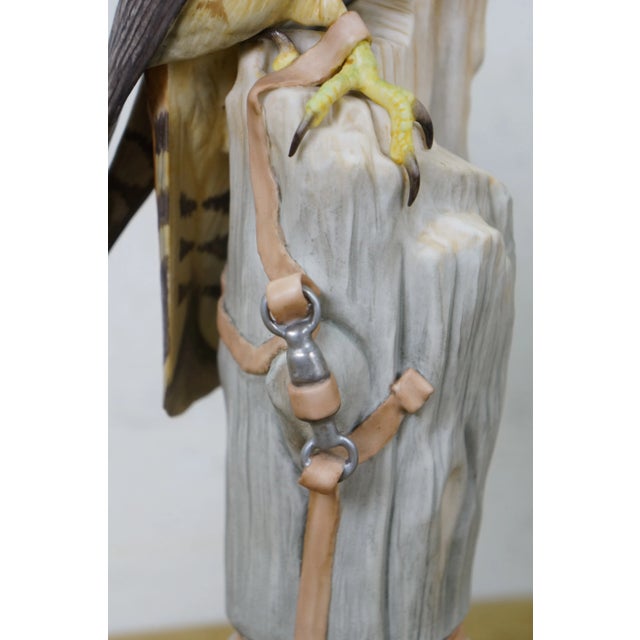 1968 Boehm Kestrel 492w Porcelain Bird Figurines Sculptures Pair 16" For Sale - Image 14 of 18