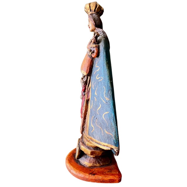 19th Century Antique Religious Folk Art - Carved Wooden Spanish Colonial Santos Figure of the Madonna and Child For Sale - Image 5 of 18
