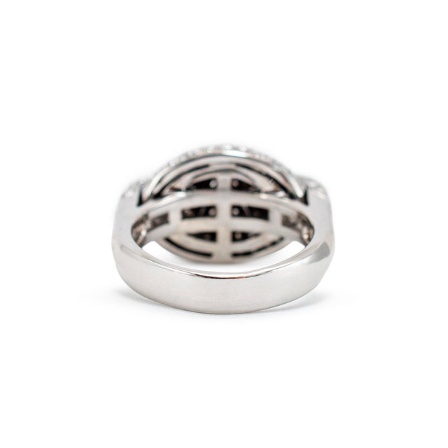 Metal Men’s 18k White Gold 1.90ct Micro Pave Diamond Mariner Gucci Link Band Ring, Size 9.25 For Sale - Image 7 of 8