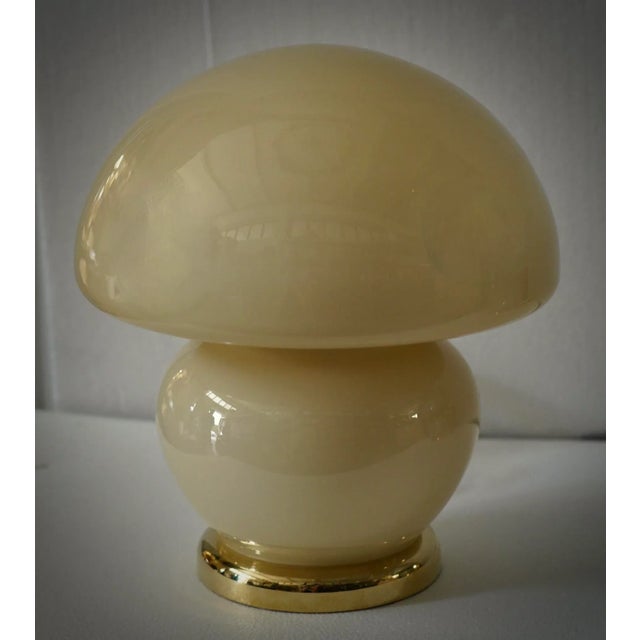 Mid-Century Modern Blown Cream Glass and Brass Table Murano Lamp in style of Vistosi, 1970s For Sale - Image 3 of 9