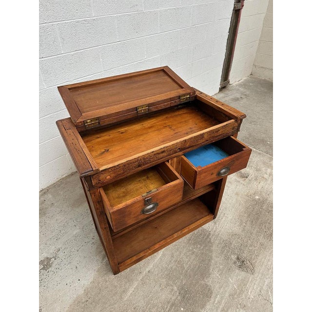 Late 19th Century Oak Reception Desk For Sale - Image 10 of 13