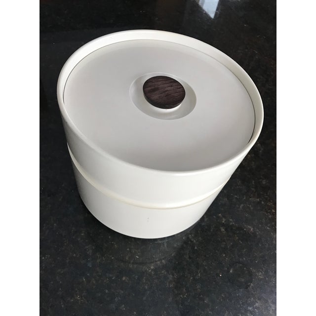 Mid-Century Modern Vintage Mid-Century White Ice Bucket For Sale - Image 3 of 7
