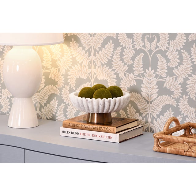 2020s Matthew Izzo Home Augie White Marble Scalloped Bowl With Brass Base For Sale - Image 5 of 6