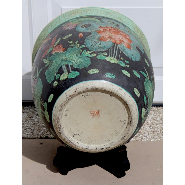Large Antique Chinese Famille Noire Porcelain Fishbowl Jardinière With Wood Stand, C. 1920–1950 For Sale - Image 14 of 17