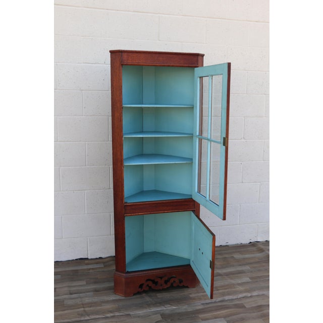 Antique 1920s English Oak Corner Cabinet by Walter Skull & Son Ltd. For Sale - Image 12 of 18