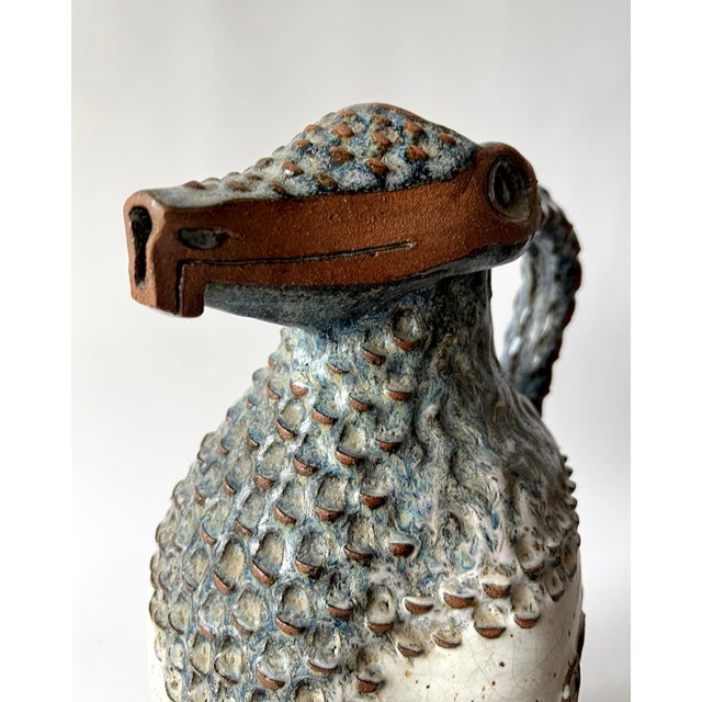 1960s Jack Mason Stone Mountain Georgia Reptilian Stoneware Sculpture Pitcher For Sale - Image 4 of 8
