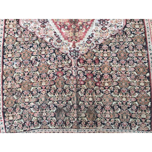 Nice late 19th century fine Kilim with beautiful central medallion fine designs, and beautiful colors with pink, orange,...