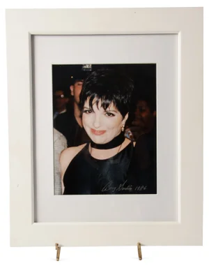 Photo of Liza Minnelli Signed by Barry Gordin 1986