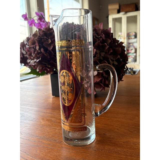 Hollywood Regency Culver Cocktail Pitcher 22k Gilt and Cranberry For Sale - Image 3 of 9