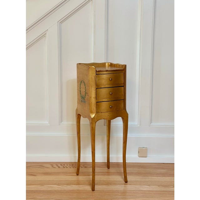 Neoclassical 19th Century Italian Giltwood Petite Accent Cabinet With Laurel Motif For Sale - Image 3 of 10