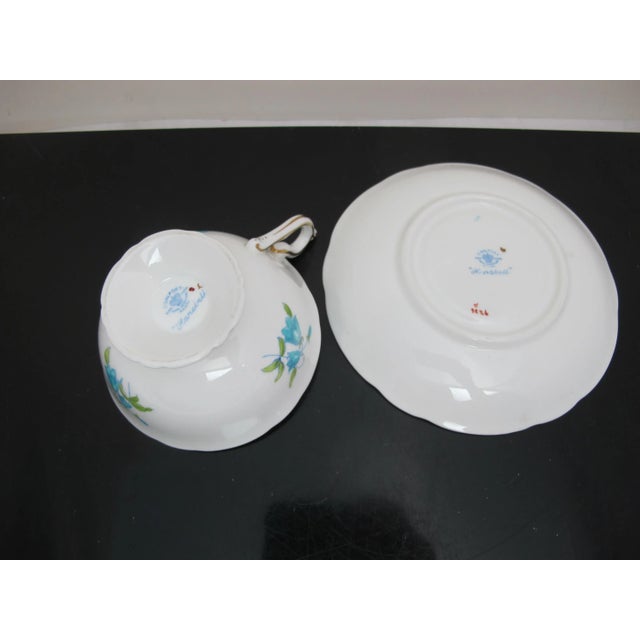 Coalport Vintage Blue Flower Harebell Bone China Tea Cup & Saucer Set For Sale In Portland, OR - Image 6 of 7