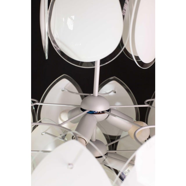 Vistosi White Murano Glass Teardrop-Shaped Discs Chandelier, Italy, 1970s For Sale - Image 12 of 15