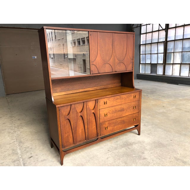 Mid Century Modern Broyhill Brasilia Sideboard Credenza W Hutch Display Case Dry Bar Buffet China Cabinet Chairish