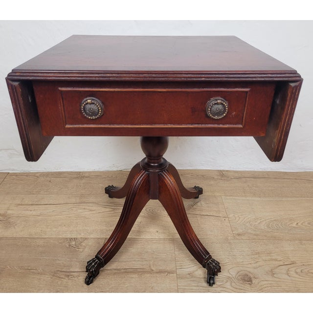 Drop Leaf Side Table in Mahogany, 1950s For Sale - Image 6 of 18