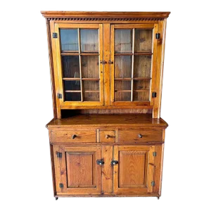 19th Century Antique Early American Primitive Style Mixed Yellow Pine and Tiger Oak Cupboard Cabinet