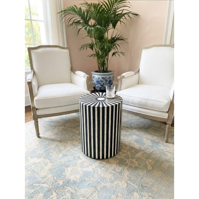 Vintage Optical Sunburst Resin-Inlay Wooden Drum Side Table For Sale - Image 11 of 12