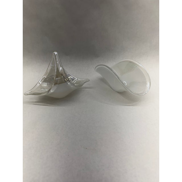 1960s Mid-Century Modern Murano-Style Freeform Clear & White Cased Art Glass Dishes - Pair For Sale - Image 4 of 10