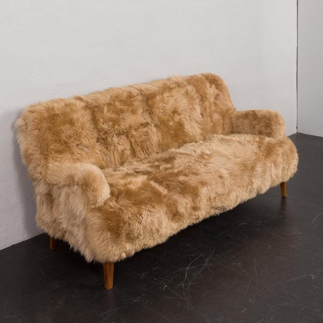 Three-Seater Sofa in Long Sheepskin by Peter Hvidt & Orla Mølgaard-Nielsen for Fritz Hansen For Sale - Image 9 of 14