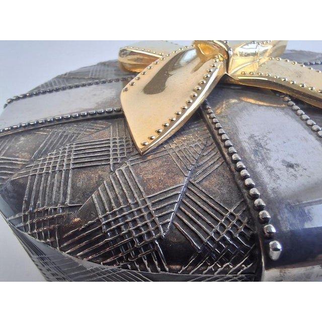 Vintage Silver Tone Geometric Jewelry Box with Gold Bow, 1980 For Sale - Image 6 of 18