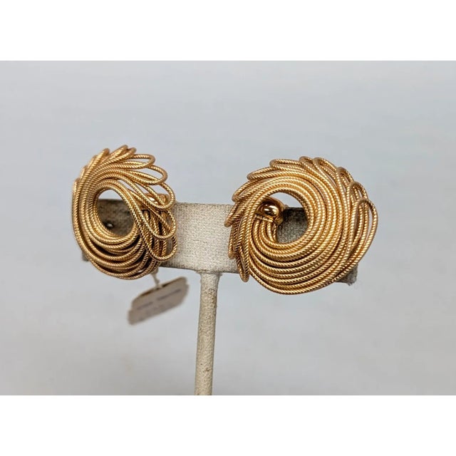 Mid-Century Modern Vintage Signed Napier Goldtone Wrapped Wire Cuff Earrings- 2 Pieces For Sale - Image 3 of 8
