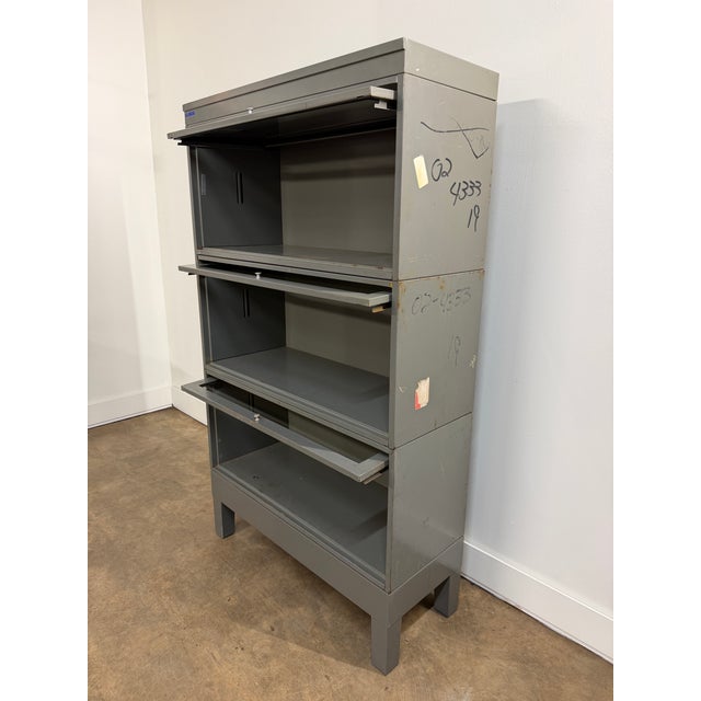 Mid 20th Century Vintage Industrial Steel Three-Stack Barrister Bookcase, u.s. Government Provenance For Sale - Image 5 of 15