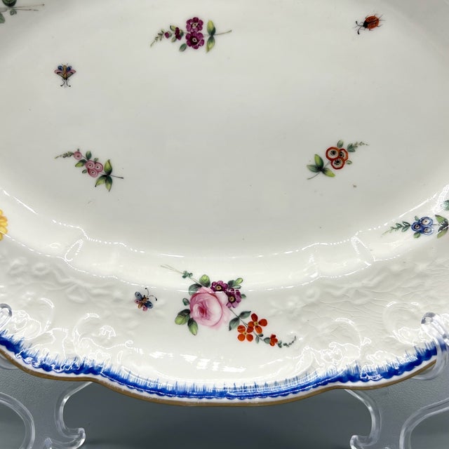 Large Antique Oval Porcelain Plate with Hand-Painted Flowers and Insects from Nantgarw England, 1810s For Sale - Image 4 of 13