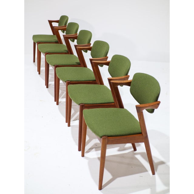 Wood Model 42 Dining Chairs in Teak and Green Fabric by Kai Kristiansen for Schou Andersen, Denmark, 1960s, Set of 6 For Sale - Image 7 of 15