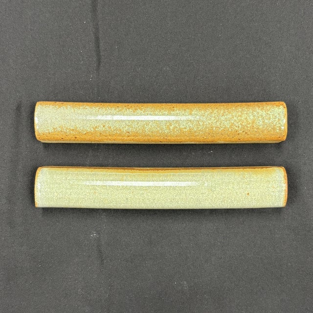 Traditional Beige Glazed Ceramic Half Round Molding For Sale - Image 3 of 4