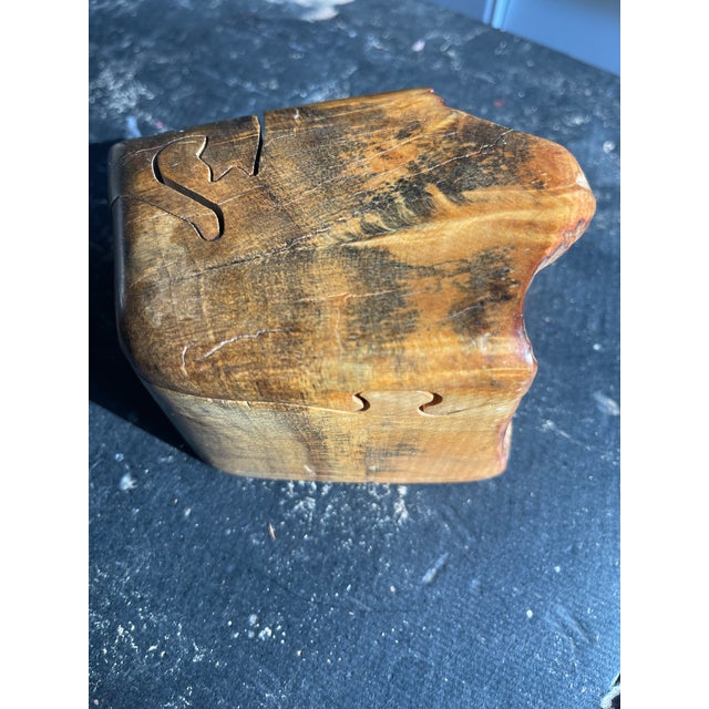 Richard Rothbard Hand Made Burl Wood Cat Puzzle Jewelry Box 20th Century For Sale - Image 4 of 12
