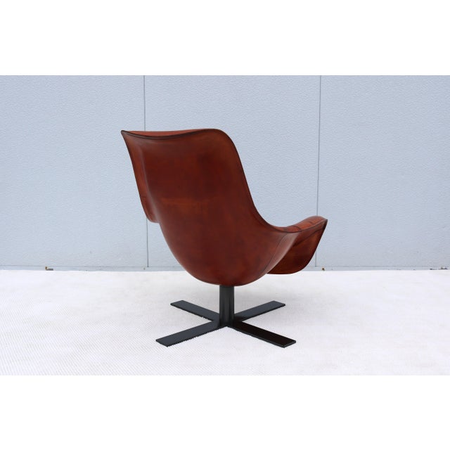 Antonio Citterio for B&b Italia Patinated Cognac Leather Mart Swivel Armchair For Sale - Image 12 of 18