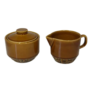 Vintage 1960s Ironstone Caramel Lidded Sugar & Creamer Embossed Daisy Pattern 4268 Set of 2