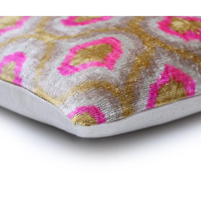 Pink Ikat Silk Velvet Pillow 20x20 | Handmade Luxury Designer Cushion For Sale In San Francisco - Image 6 of 7