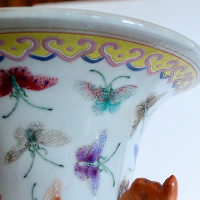 Ceramic Pair of Large Chinese Thousand Butterfly Pattern Polychrome Vases For Sale - Image 7 of 12