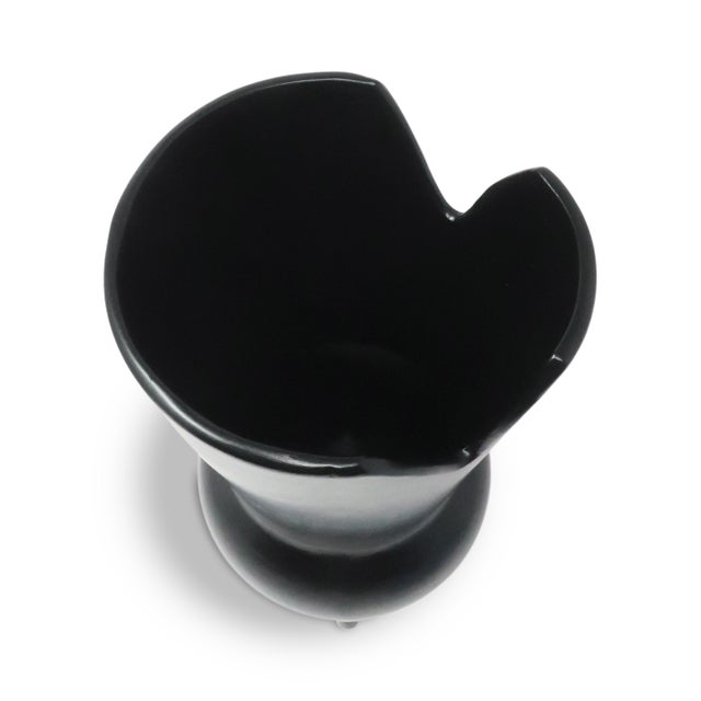 Black 1990s Italian Bucchero Ceramic "Gubbio" Split-Rim Vessel by Gio Ponti for Neoponti/Costantino For Sale - Image 8 of 10