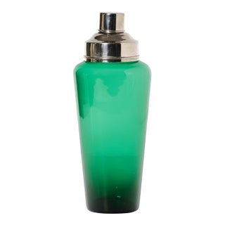 1950s Mid-Century Modern Emerald Green Cocktail Shaker For Sale