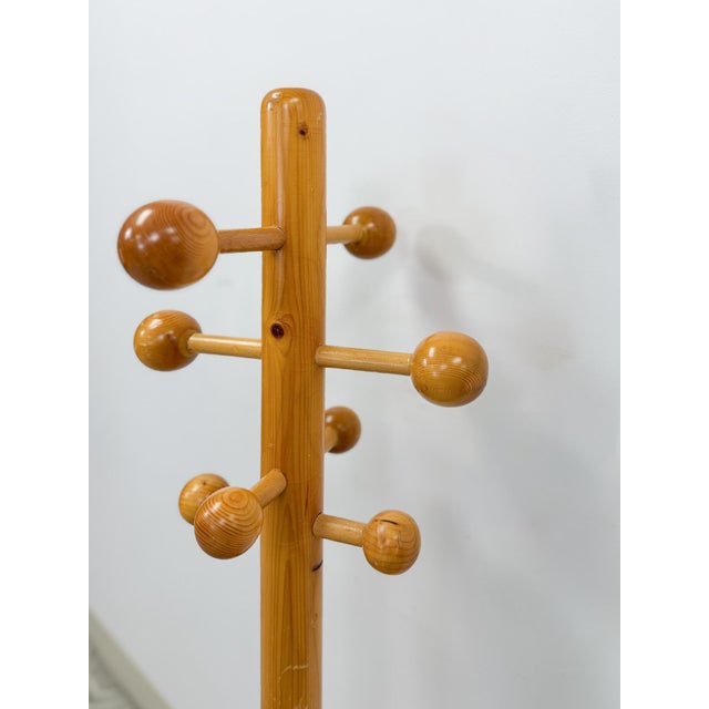 Mid 20th Century Vintage Atomic Coat Hat Rack Glossy Pine MCM Entryway Stand Mid Century Modern For Sale - Image 5 of 9