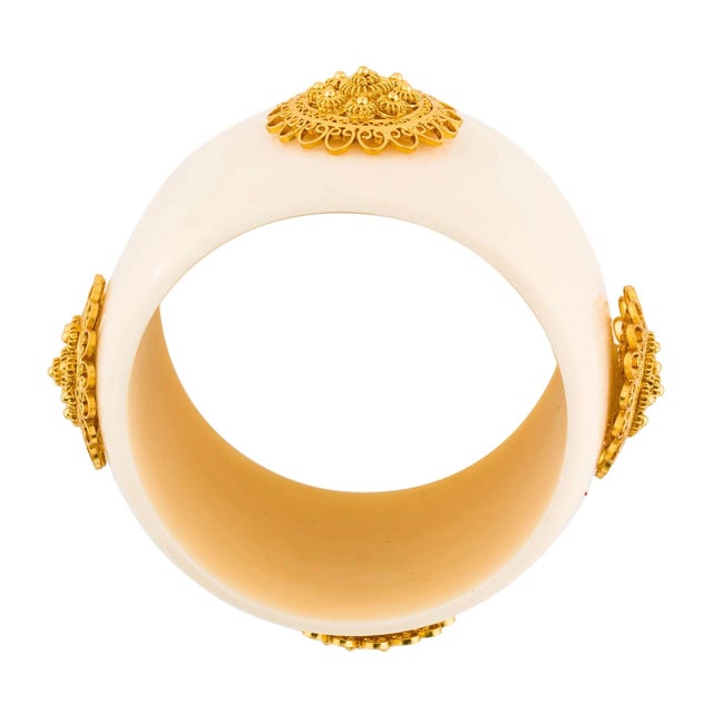 Modern Mallarino Coco Attributed Cuff Sterling Silver 18k Gold Plated Vermeil Gilt Resin Bangle Not Signed For Sale In Los Angeles - Image 6 of 9