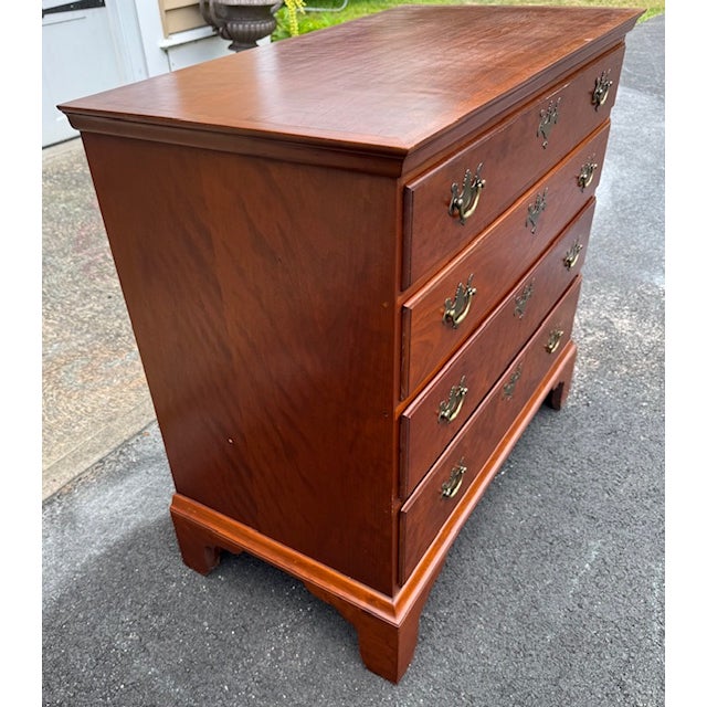 American 1990s Eldred Wheeler Solid Cherry 4 Drawer Chippendale Style Bench Made Chest of Drawers For Sale - Image 3 of 8
