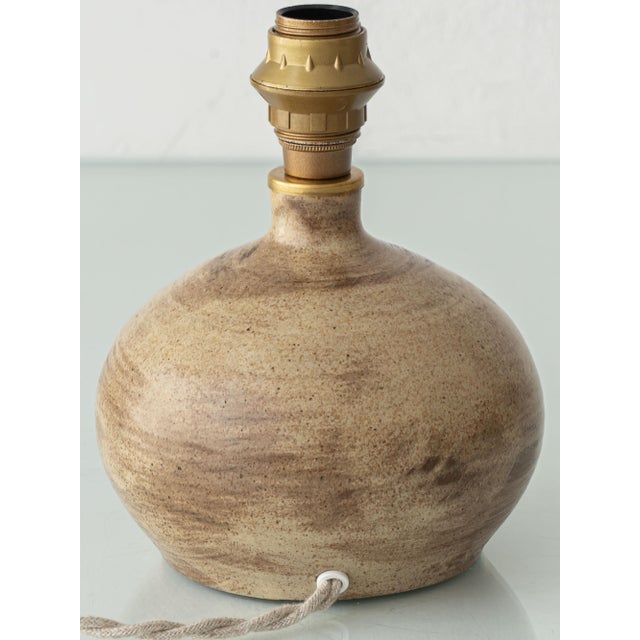 20th Century Modern French Studio Pottery Stoneware Table Lamp with Rattan Shade, 1950s For Sale - Image 9 of 15